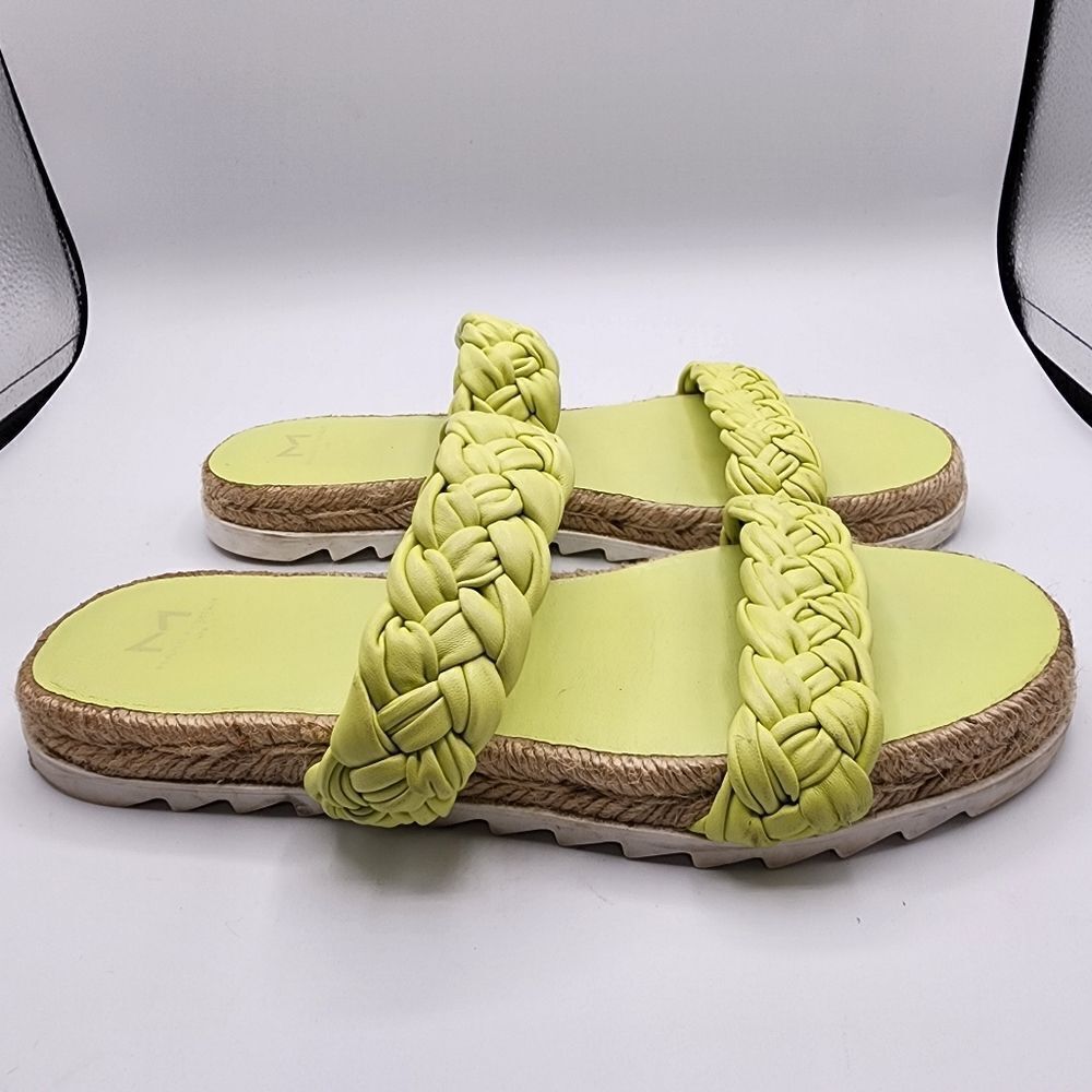 Marc Fisher Jamiee green leather sandals sz 9